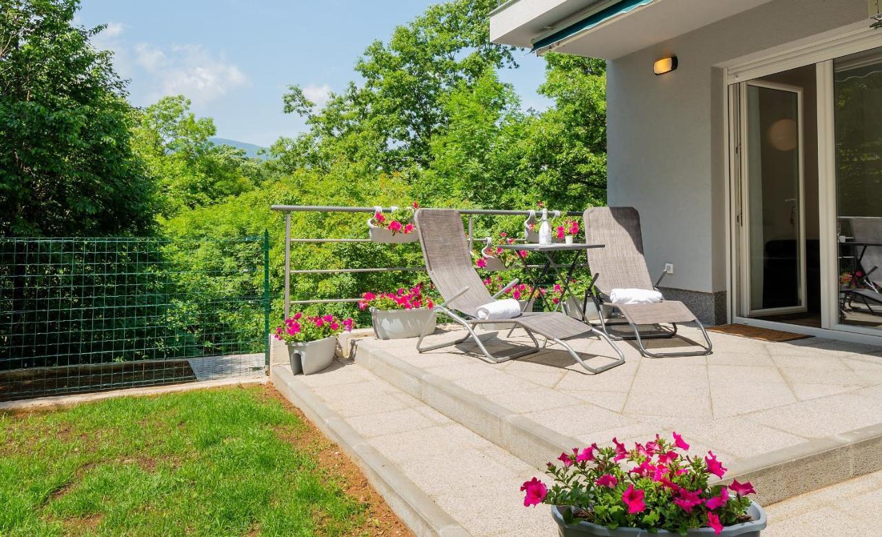 Birdsong Getaway Appartement Jurdani Buitenkant foto